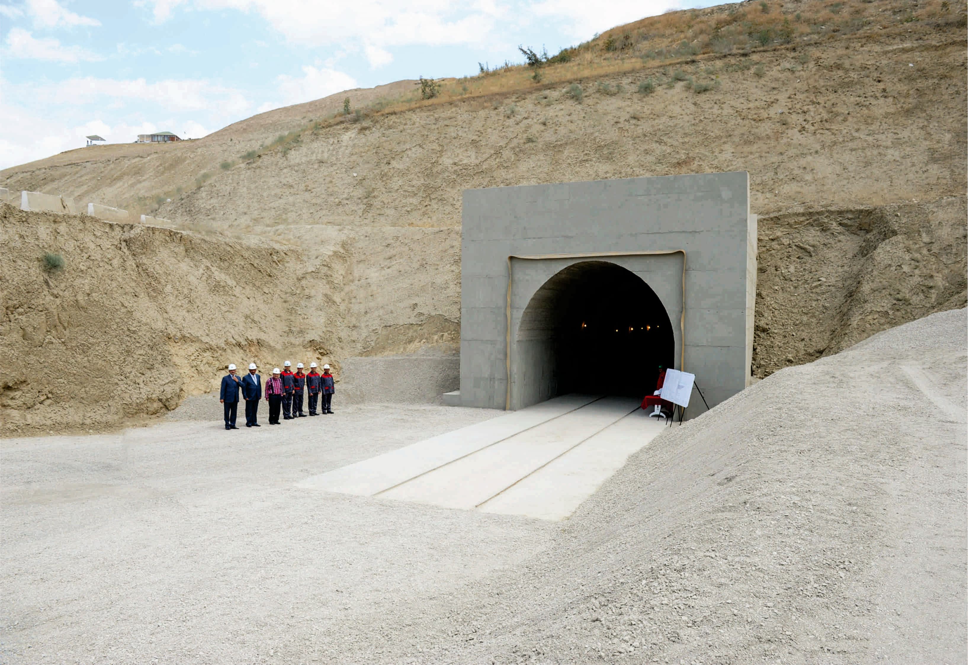 Проектирование туннеля «Тахтакёрпю–Джейранбатан»